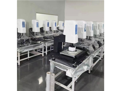 工厂影像测量仪车间